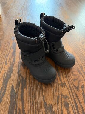 Northside Black Kids Snow Boots with Toggle Closure